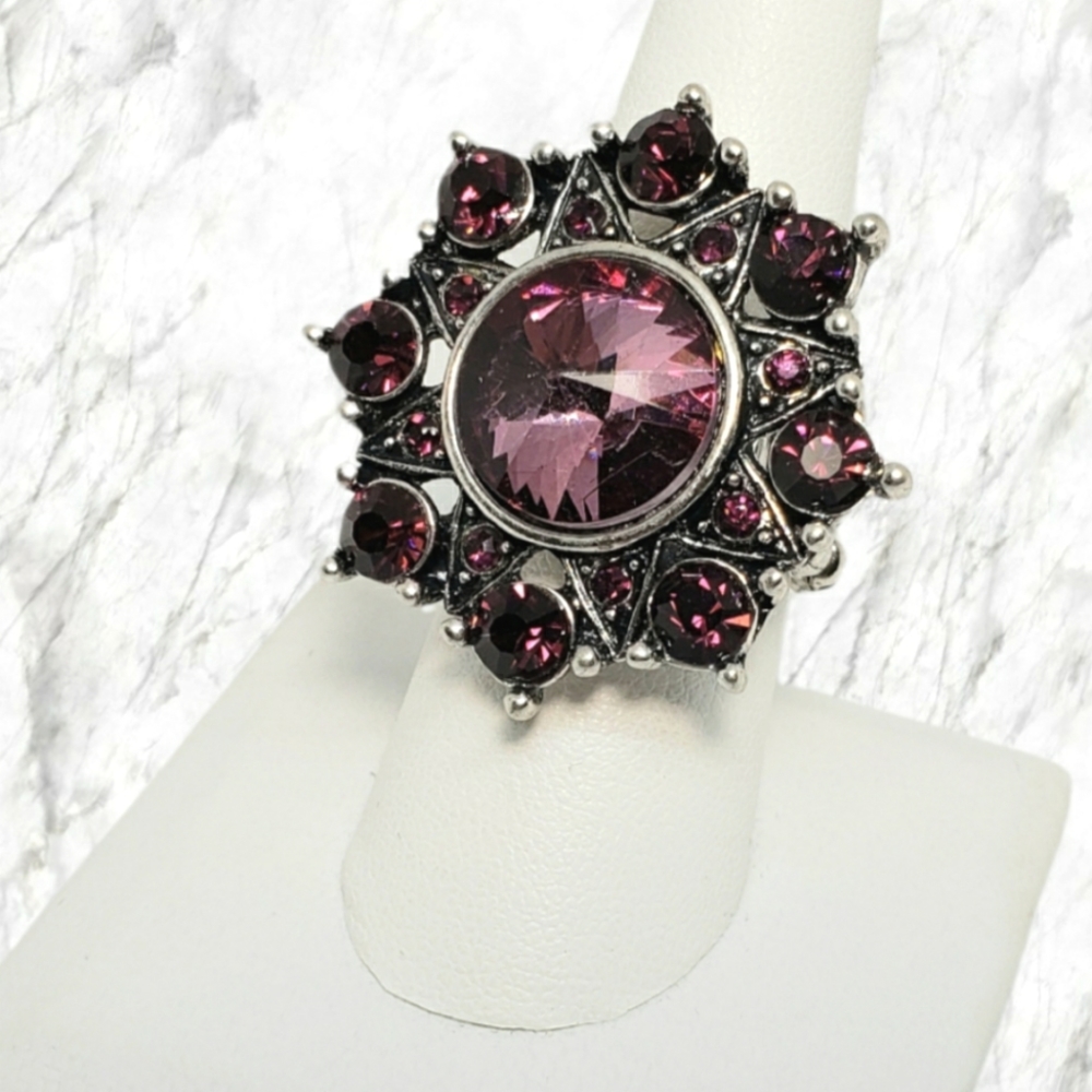 Vintage Amythest Silver Stretch Ring